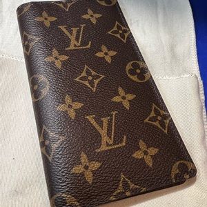 Louis Vuitton Pocket Agenda Authentic & never used.  Orig receipt